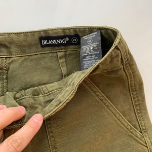 Green wide leg cropped pants